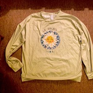 Light green sun long sleeve/ sweater